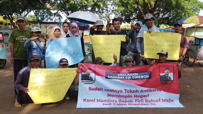 Komunitas PKL Cirebon Dukung Firli Bahuri Nyapres