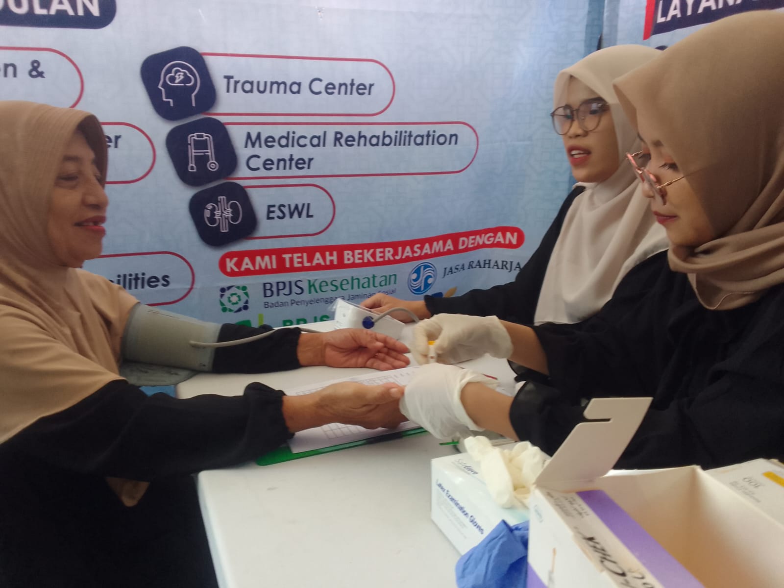 PPL KKM Terintegrasi STID Al-Biruni Beri Edukasi Kesehatan Bagi Warga Kelurahan Pasalakan Cirebon