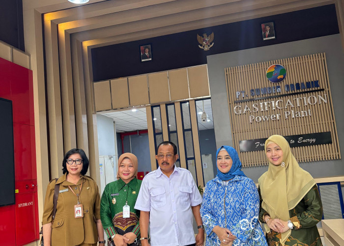 Siti Farida Ingin Pengelolaan Sampah Seperti Surabaya