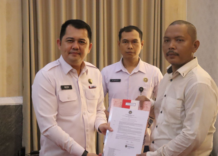 Empat Narapidana Rutan Kelas I Cirebon Terima Remisi Khusus Natal 2025