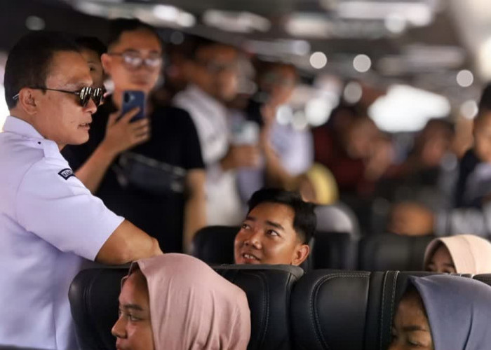 Ratusan Warga Kuningan Balik Mudik Gratis Bersama Kemenhub RI  