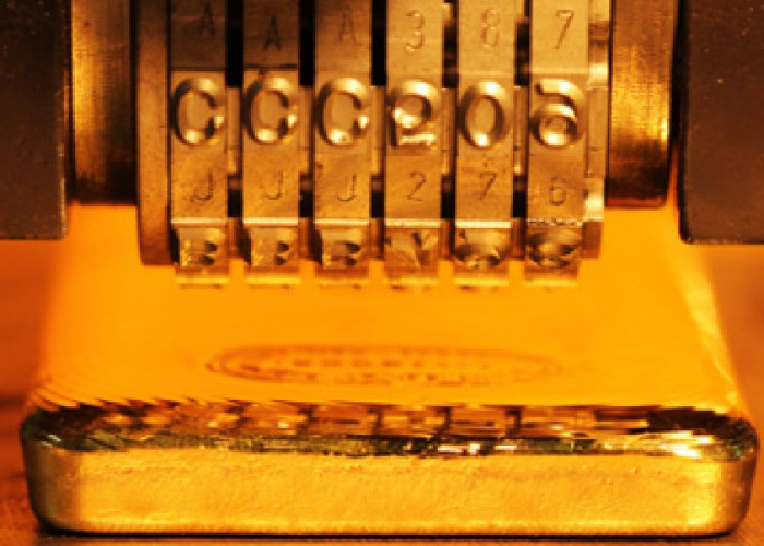 Terpantau Turun Tipis Rp 22.000, Harga Emas Antam Hari Ini Selasa, 17 Februari 2026