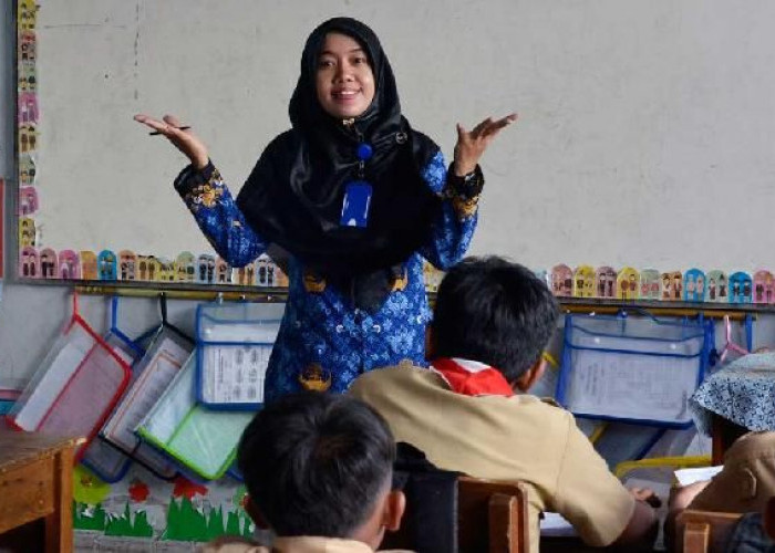 Simak Perbandingan Gaji Guru PPPK dan PNS, Mana yang Lebih Besar Tahun Ini?