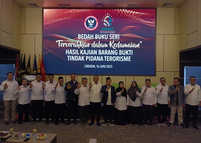 BNPT dan UIN Siber Syekh Nurjati Cirebon Gelar Bedah Buku Seri Tercerahkan dalam Kedamaian