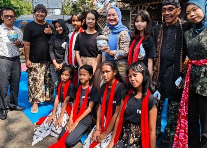 Ayo Kunjungi Distro Topeng dan Komunitas Seni di Sunyaragi