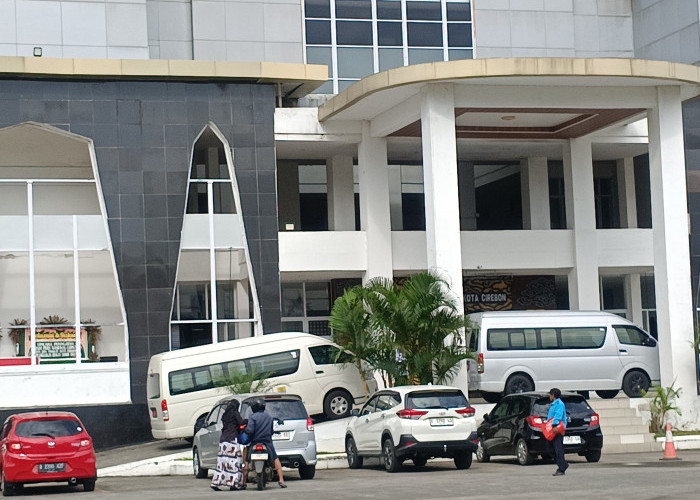 Larang Renovasi Gedung Setda