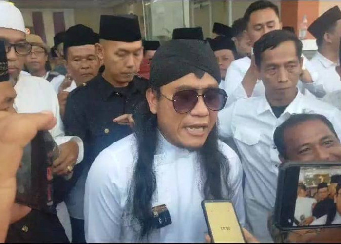 Dukungan Jokowi untuk Anaknya Itu Nyata, Perintahkan Gus Miftah Dampingi Prabowo Keliling Menemui Ulama