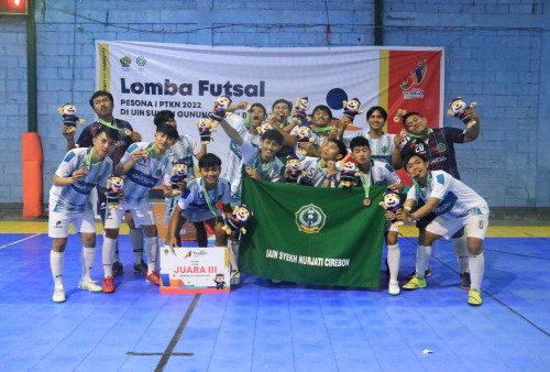 Tim Futsal IAIN Cirebon Raih Juara 3 pada Pesona 2022