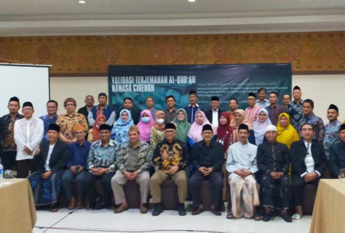 Para Kiyai dan Budayawan Apresiasi Penerjamahan Al-Quran Bahasa Cirebon