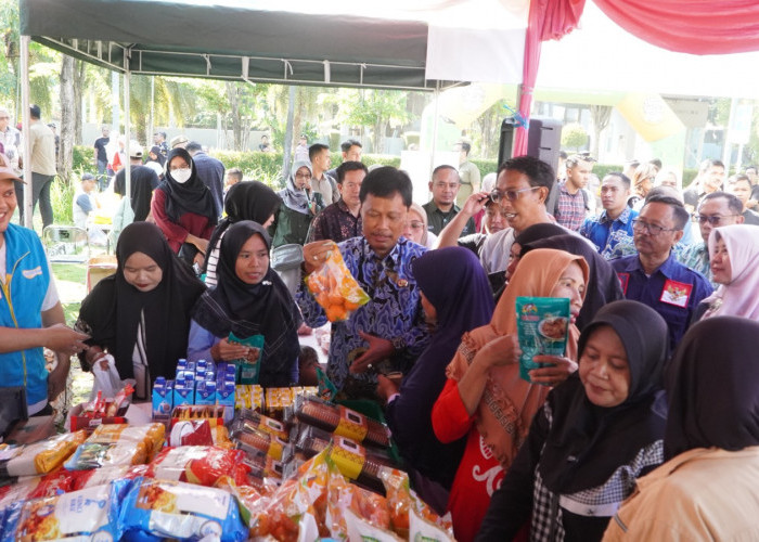 Gerakan Pangan Murah di Kota Cirebon Diserbu Buruh, Komoditas Strategis Laris Terjual