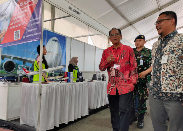Cirebon Aero Festival Kenalkan Dunia Aviasi Lebih Dekat kepada Masyarakat