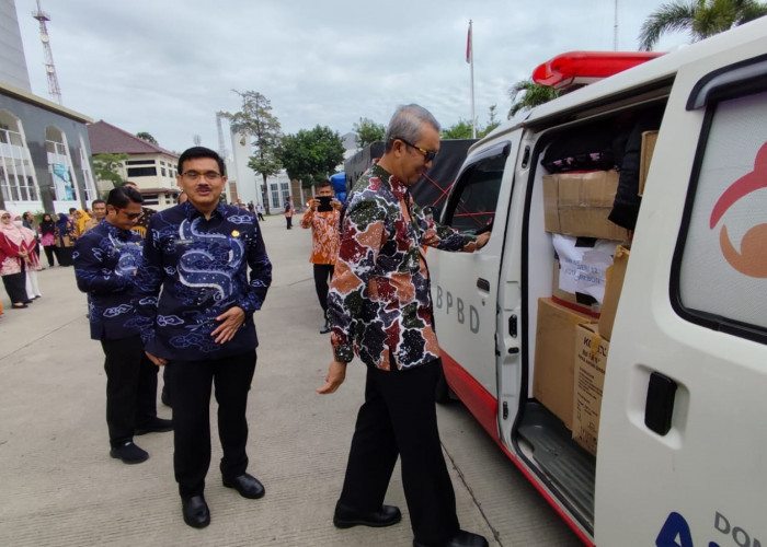 Pemerintah Daerah Kota Cirebon Kirim Bantuan Logistik untuk Korban Bencana di Kabupaten Sukabumi