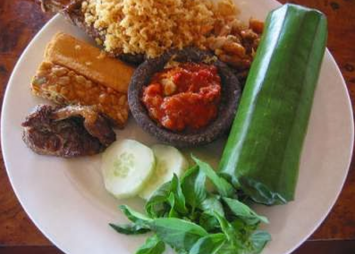 5 Langkah Ini Menjadi Rahasia Kelezatan Nasi Timbel, Kuliner Ikonik dari Tanah Sunda