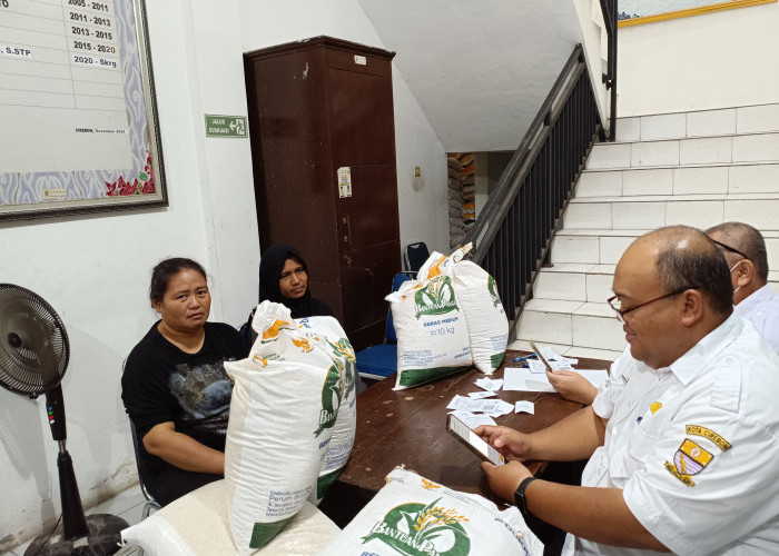 Bantuan Beras Bulog Mulai Disalurkan, 27136 Warga Kota Cirebon Jadi Penerima Manfaat