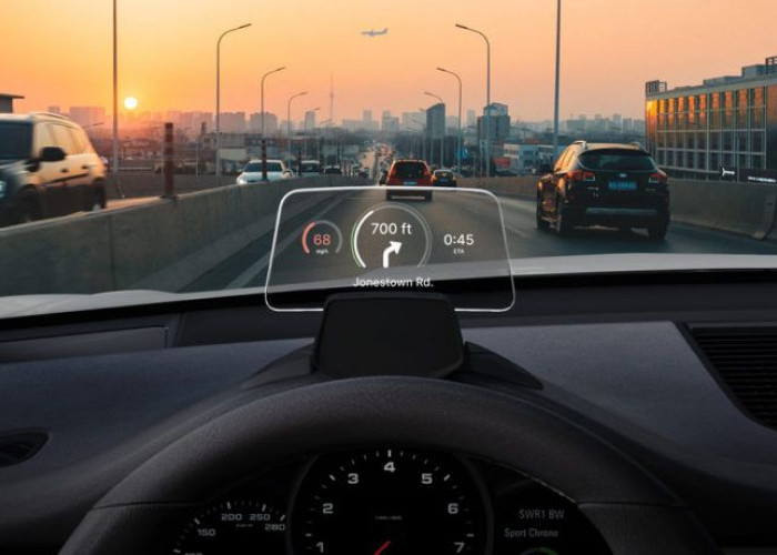 Fitur Smart Alarm di HUD 2025 untuk Mendeteksi Kecepatan dan Overheat secara Real-Time