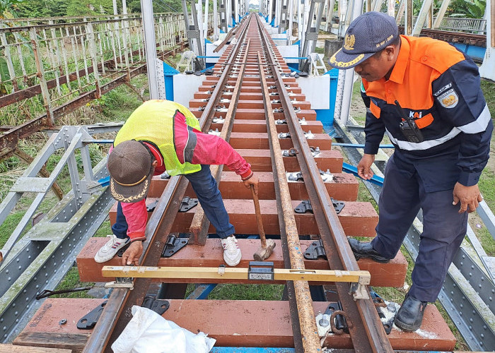 Bantalan Rel Kayu Diganti Bahan Sintetis, Ini Kelebihannya