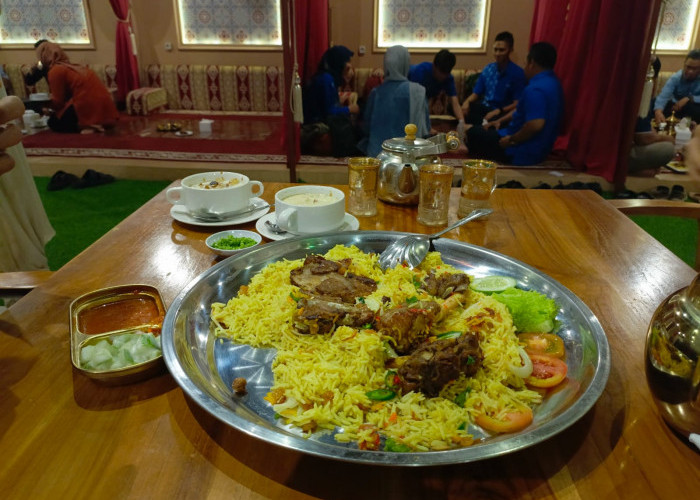 Cerita Dibalik Lezatnya Kuliner Timur Tengah ala Chefis Resto, Enak di Lidah Sehat di Tubuh