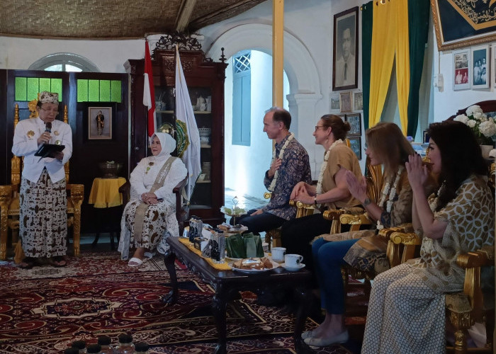 Duta Besar Kerajaan Belanda Akui Peran Sultan Jaga Keseimbangan Tradisi dan Inovasi