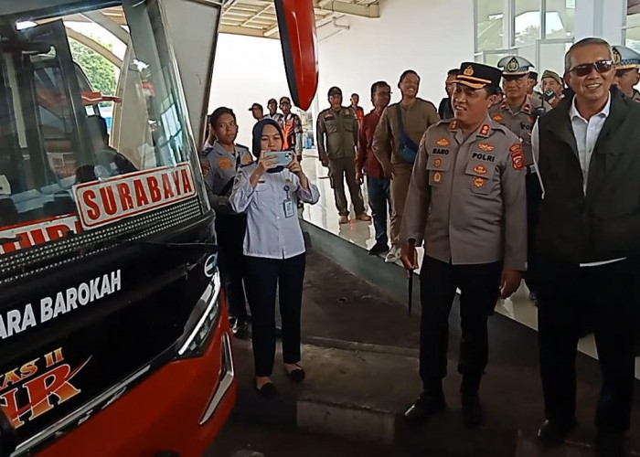 Semua Bus di Terminal Harjamukti Kota Cirebon Diperiksa, Antisipasi Kecelakaan di Momen Liburan Nataru 2025