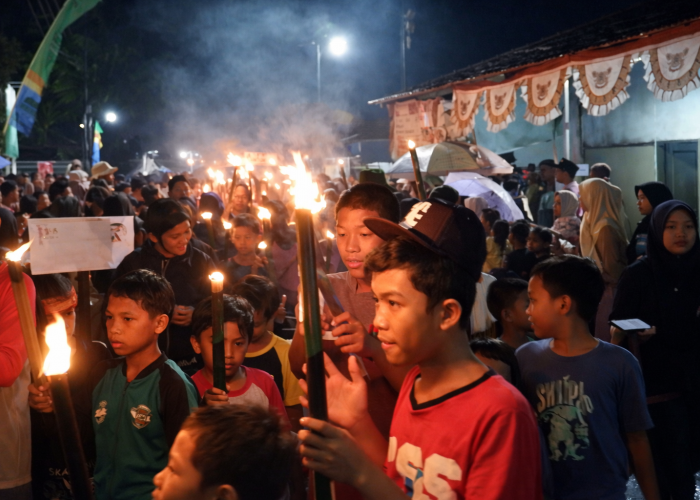Warga Desa Gesik Sambut Ramadhan 2026 dengan Cara Dorong Kebangkitan UMKM Lokal dan Tradisi Pawai Obor