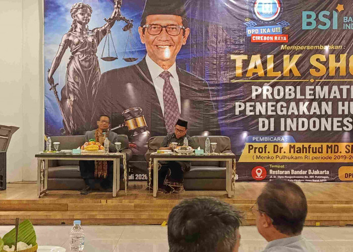 Silaturahmi dengan Alumni UII Cirebon Raya, Mahfud MD Bicara Penegakan Hukum