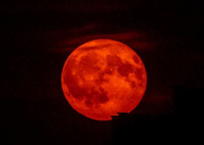 Gerhana Bulan Total Akan Hiasi Langit Indonesia. Cek Jadwal Lengkap WIB, WIT, Dan WITA