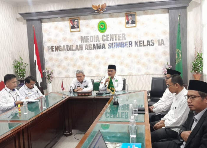 Perkuat Implementasi Tri Dharma, Fakultas Syariah UIN Siber Cirebon Teken MoU dengan PA Sumber