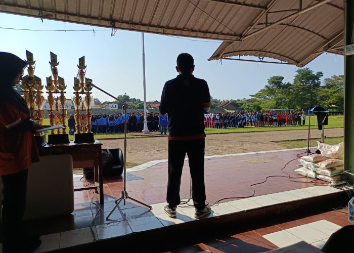 Mencetak Erna Baru, 2.146 Atlet Pelajar Cirebon Bersaing di Invitasi Atletik 2026