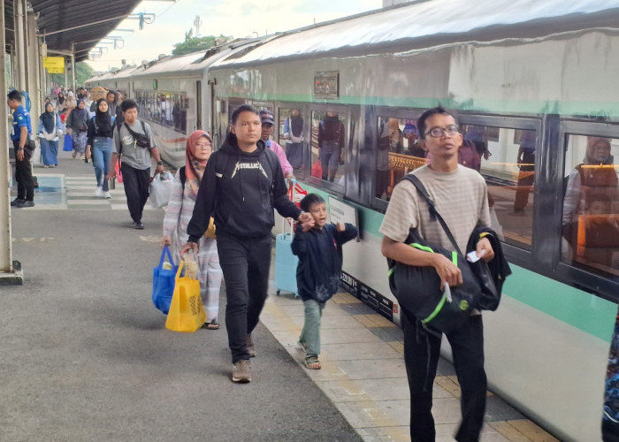 KAI Daop 3 Cirebon Hadirkan YES Deals 2025, Diskon Tiket Kereta Api hingga 25 Persen