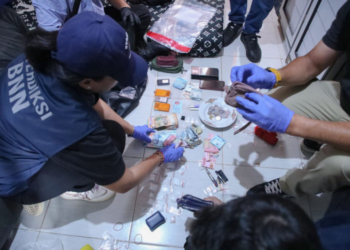 Pasca Gerebek Narkoba, Kepala BNN Suyudi Ario Seto - Shandy Aulia Diterpa Isu, Ada Apa?