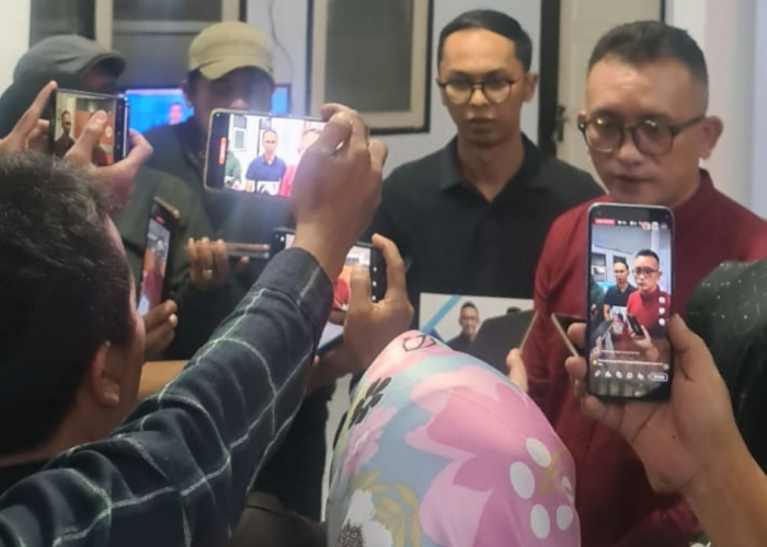 Kuasa Hukum Paslon Bupati Kuningan Ridho Suganda dan Kamdan Soroti 30 Ribu Surat Suara Rusak 