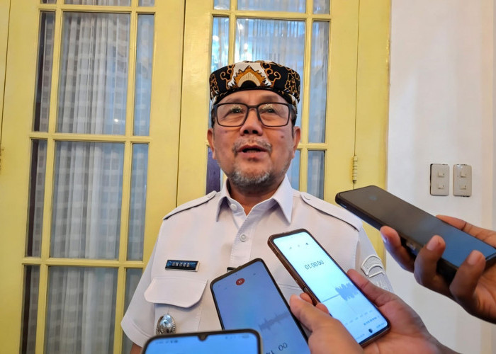 Imron Buka Suara Soal Bursa PKB: Sering “Dolan”, Tapi Durung Pikir Nyalon DPR RI