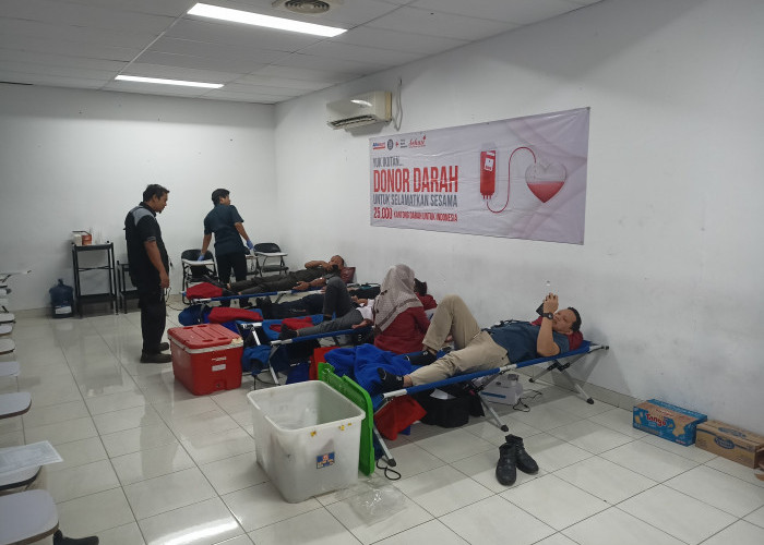 Rutin Donor Darah, Karyawan Kantor Alfamart Himpun 300 Kantong per Tahun