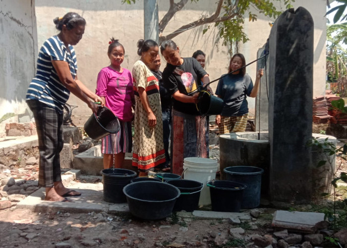 Masyarakat Desa Seseupan Cirebon Kesulitan Air Bersih, Bantuan Sumur Pantek Tidak Bisa Digunakan