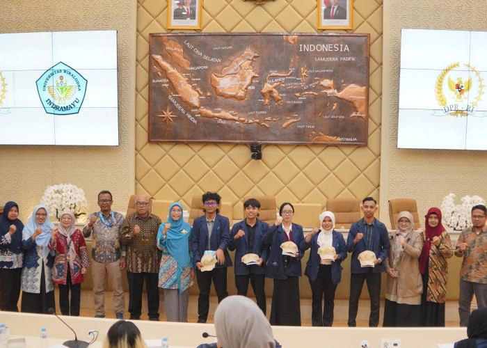 Netty Prasetiyani Terima Kunjungan Unwir Indramayu di Senayan