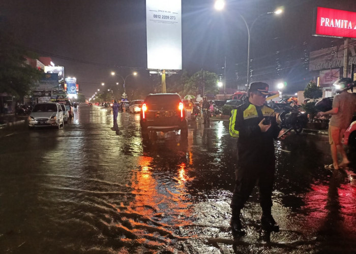 Banjir Kepung Kota Cirebon 
