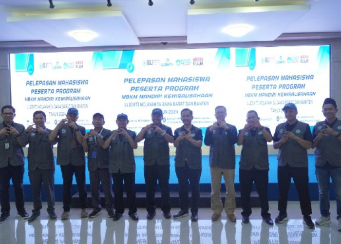 Kepala LLDIKTI Lepas Mahasiswa Peserta Program MBKM Mandiri Kewirausahaan