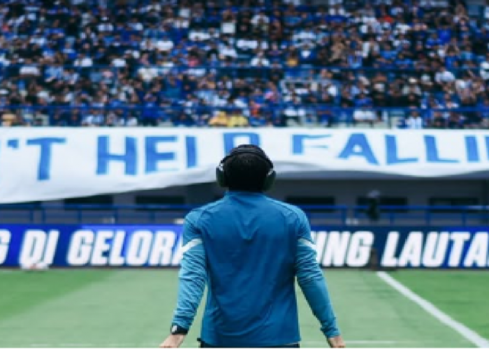 Persib Bandung Kembali ke Puncak Klasemen Liga 1 Usai Menang Melawan PSBS Biak! Persis Solo Selanjutnya