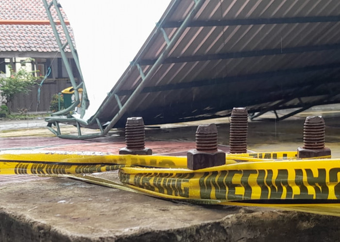 BPBD Masih Lakukan Assessment Kanopi Ambruk di SMAN 1 Susukan