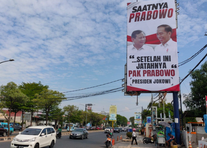 Baligo Besar Jokowi dan Prabowo Terpampang di Jalan Cipto,  Ada Kutipan Jokowi 'Setelah Ini Jatahnya Prabowo' 