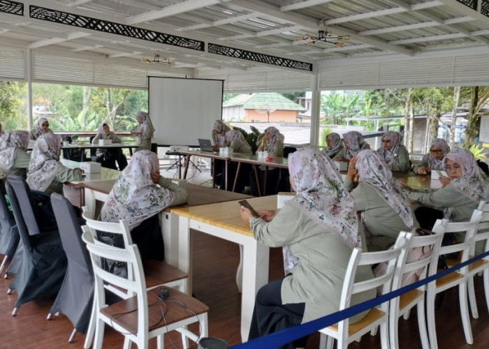 Rapat Evaluasi dan Program Kerja Dharma Wanita Persatuan UIN Siber Cirebon Sukses Digelar di Jagara Eco Park