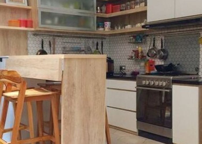 7 Inspirasi Desain Ruang Memasak, Mewujudkan Desain Dapur yang Simpel dengan Perpaduan Kitchen Set Kayu