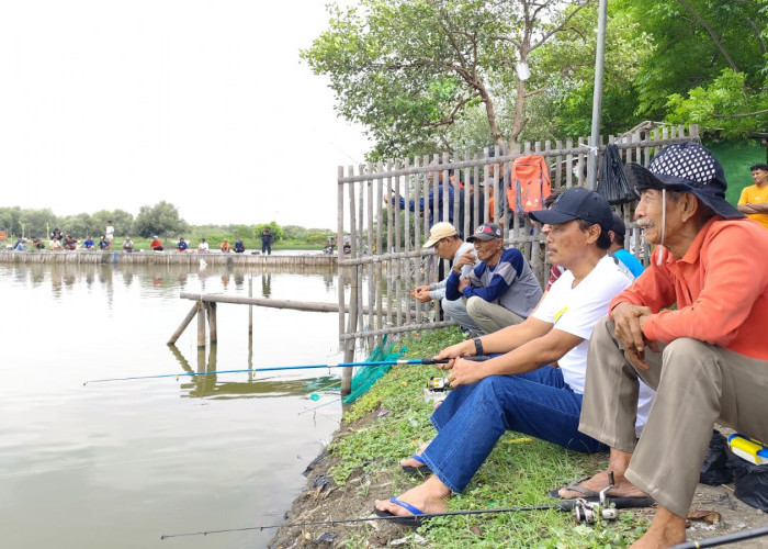 Effendi Edo Pilih Habiskan 2024 dengan Mancing Bersama Masyarakat