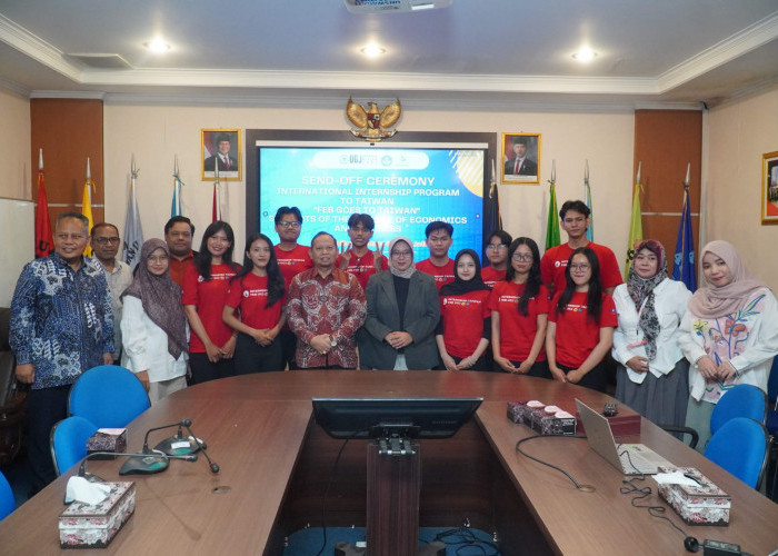 Buka Akses Global, FEB UGJ Lepas 10 Mahasiswa Magang Internasional di Taiwan