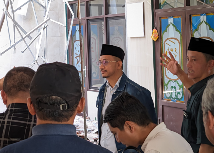 Bakal Calon Walikota Dani Mardani Kunjungi Masjid Assalam RW 19 Larangan Timur yang Roboh