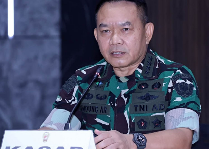 Prof Dr Dudung Abdurachman Mengukir Sejarah, Prajurit Militer Aktif Pertama yang Menyandang Gelar Profesor