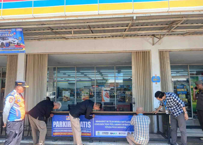 Tingkatkan PAD Sektor Parkir, Pemkot Sidak Parkir Liar di Indomaret Kota Cirebon