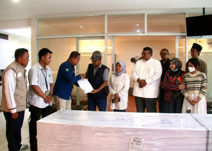 Pemkot Bantu Pemulangan Jenazah PMI, Wawali Jemput Langsung ke Bandara