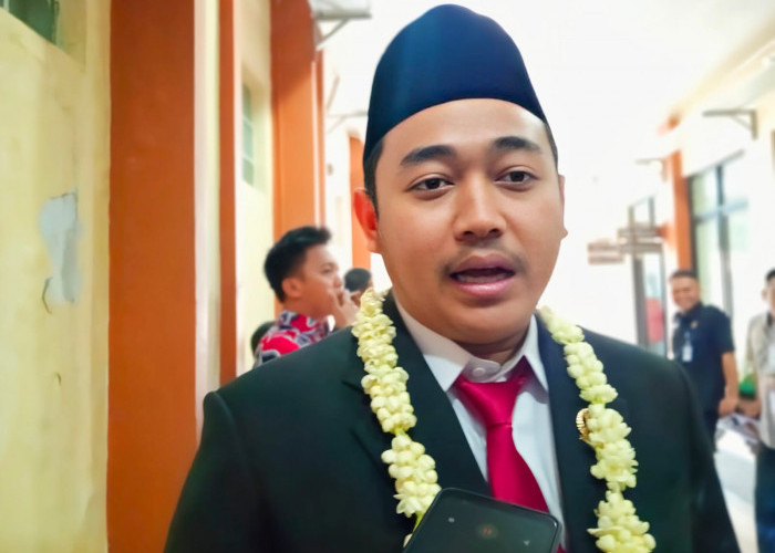 Berry Anggota DPRD Termuda Siap Perjuangkan Aspirasi Kaum Milenial