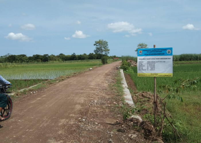 Permudah Petani Angkut Hasil Pertanian, Pemdes Gembongan Mekar Benahi JUT